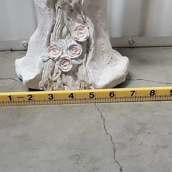 Ashland White and Pink Floral Sculpture. Goth,halloween,holiday, Home Decor - Picture 9 of 12